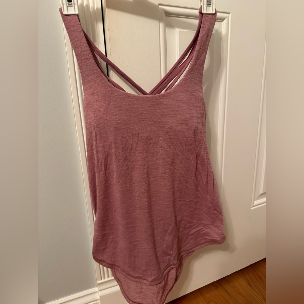 Lululemon open back tank worn w/ pilling